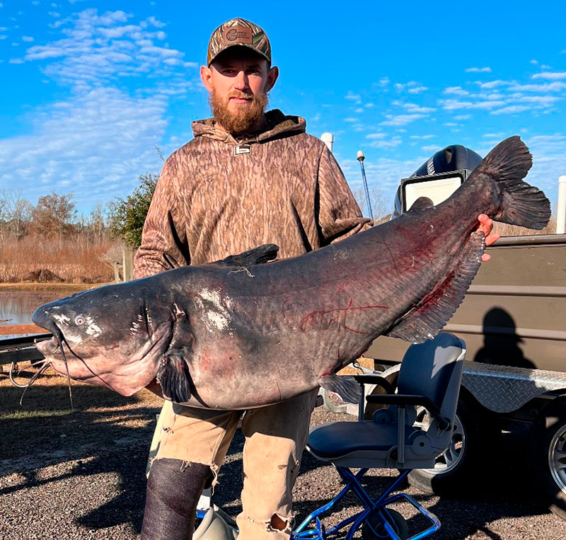 84+ pound catfish is new bowfishing world record - Santee Cooper Country